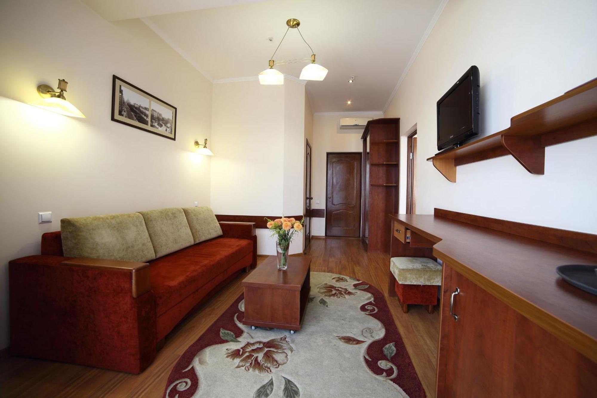 Соняхи Hotel Zimna Voda Exterior photo